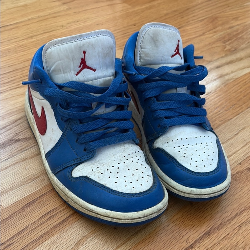 Jordan Sneakers in Blue and Red